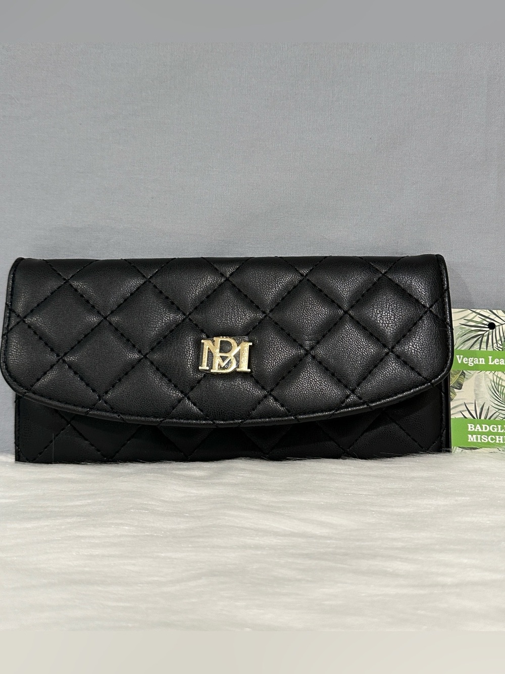 Badgley Mischka Black Quilted Card Holder Wallet NWT’S